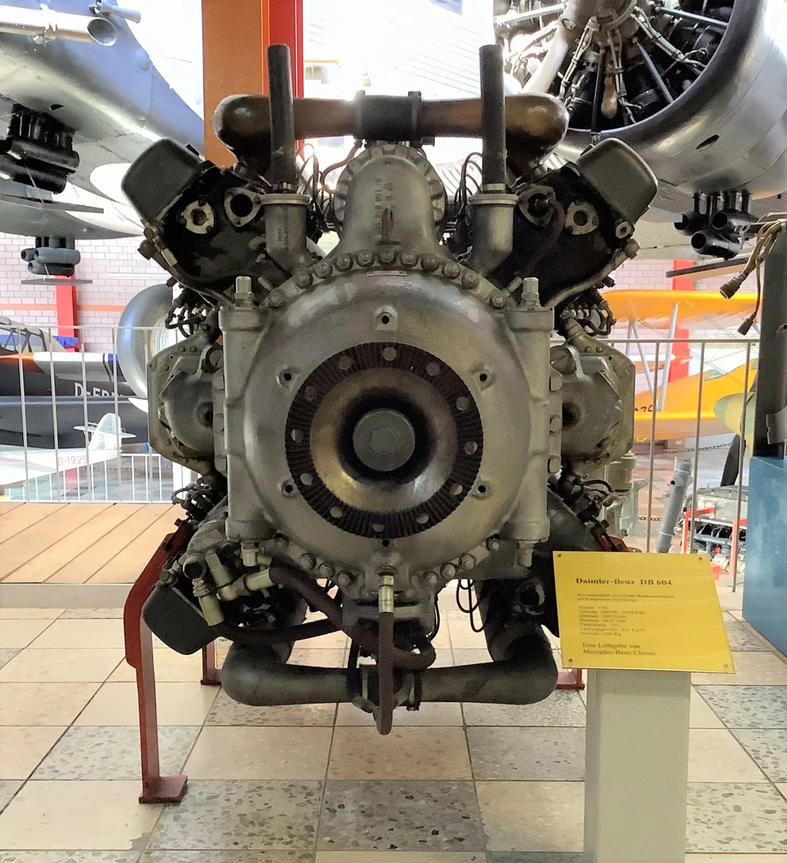 Flugausstellung L. + P. Junior