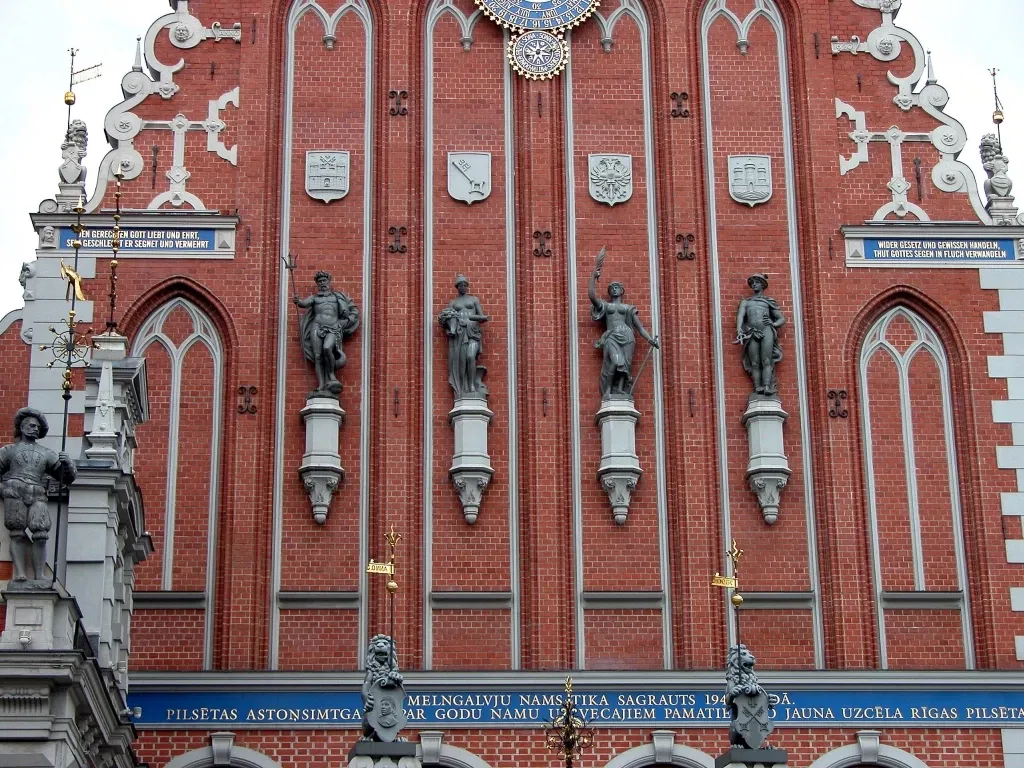 Zwarthoofdenhuis (Riga)