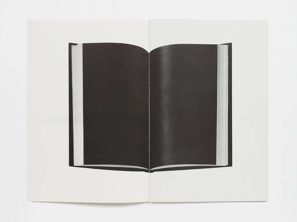 'Avis au lecteur': the bookworks of Jan Vercruysse
