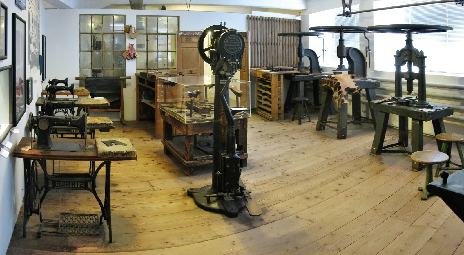 Deutsches Schuhmuseum Hauenstein