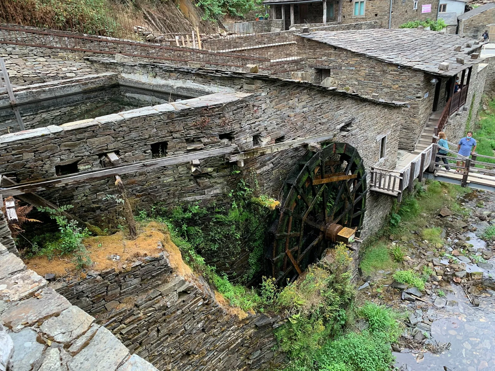 Mazonovo Ethnographic Ensemble