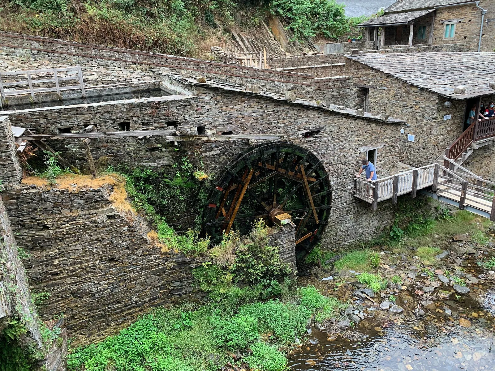 Mazonovo Ethnographic Ensemble