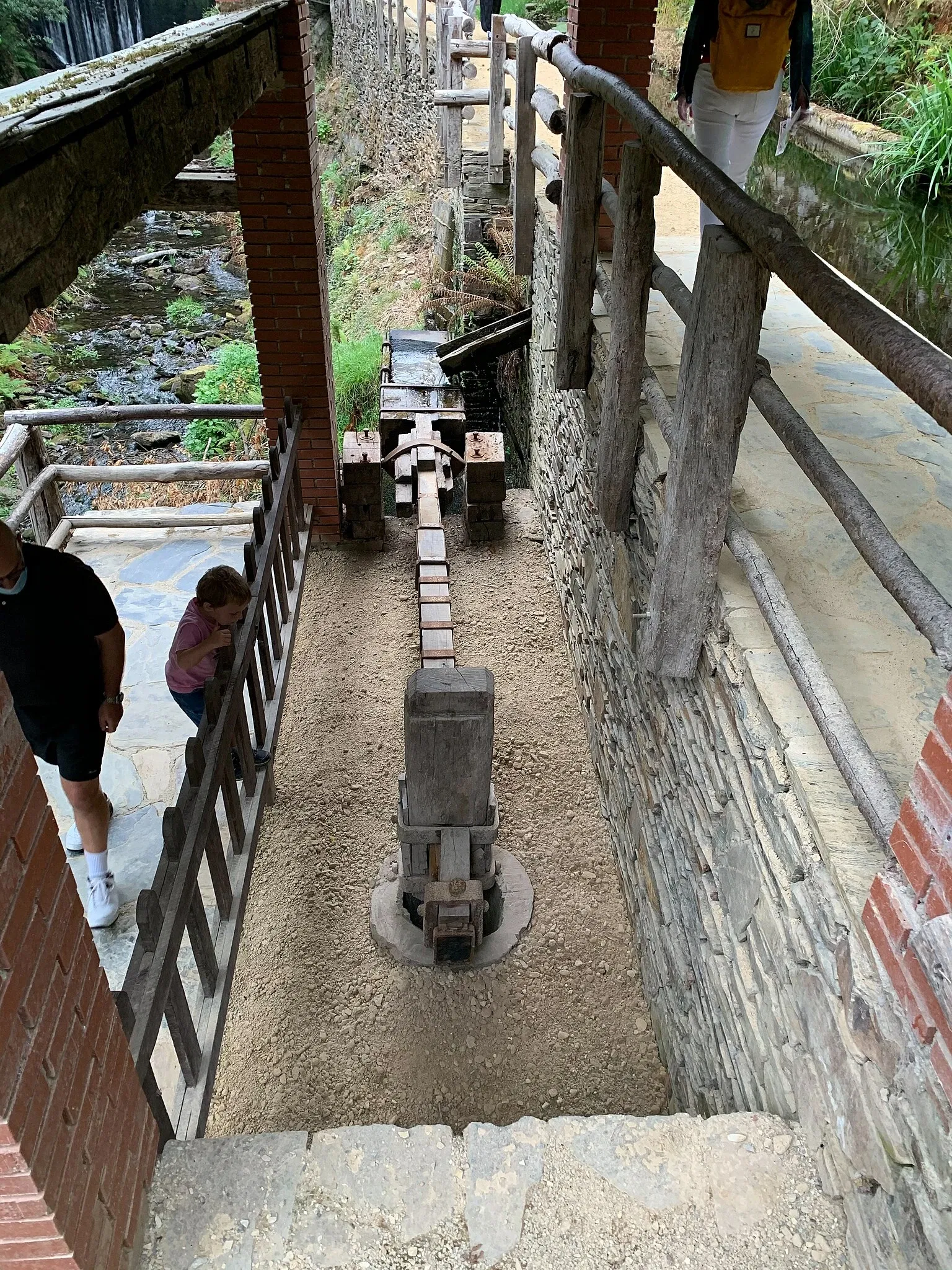 Mazonovo Ethnographic Ensemble