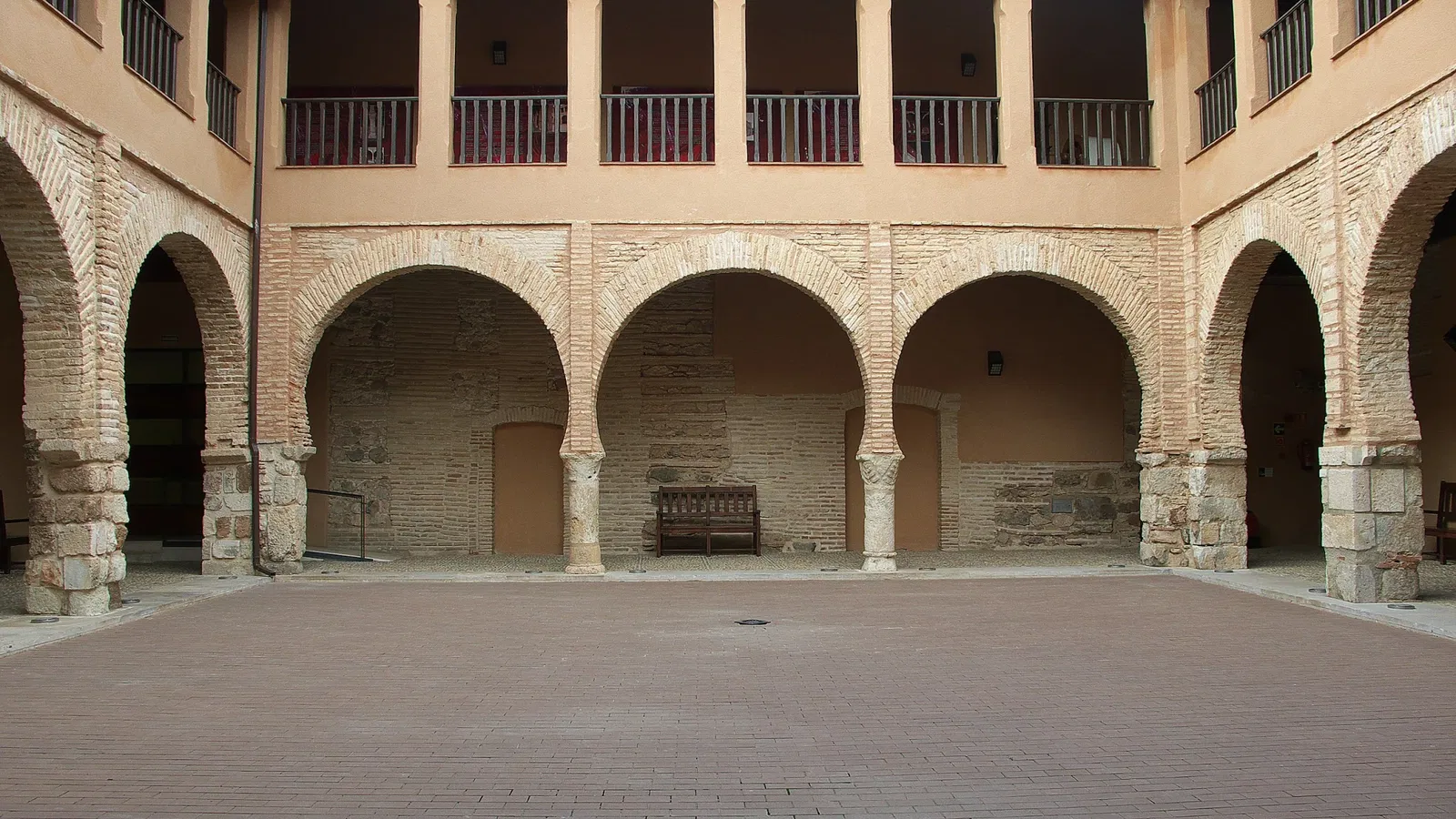 National Theater Museum