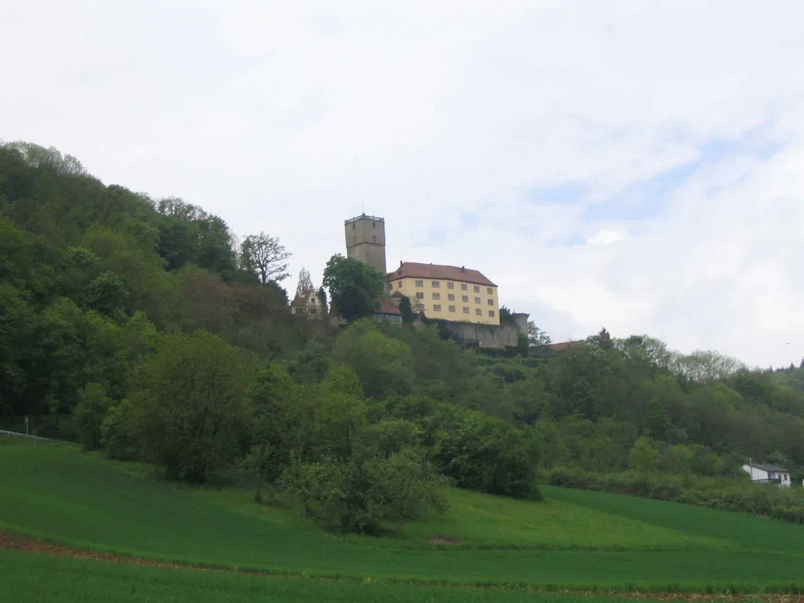 Burg Guttenberg Haßmersheim