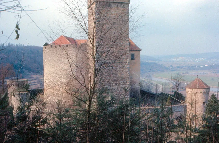Burg Guttenberg Haßmersheim