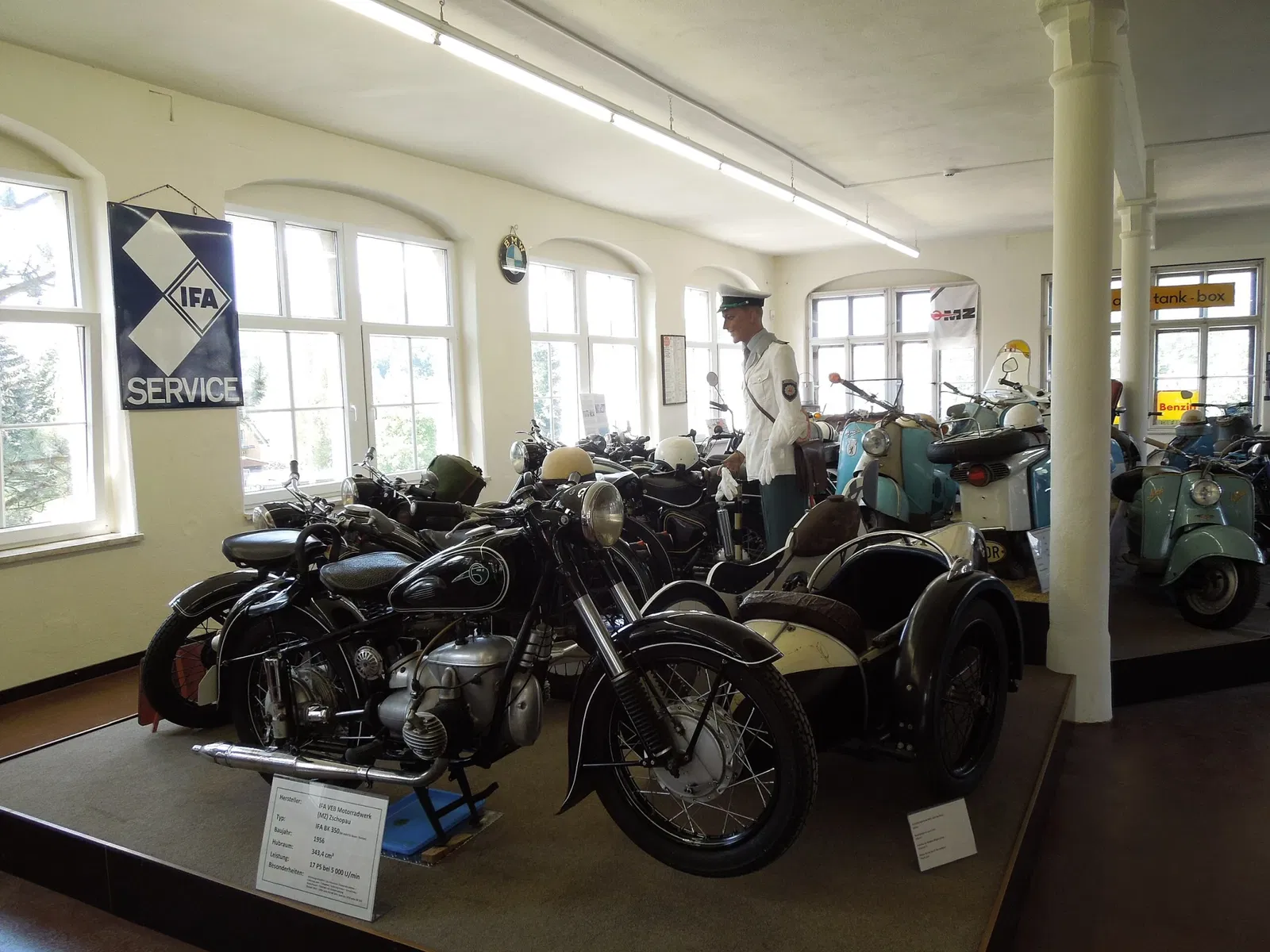 Motorrad-Veteranen und Techniek-Museum