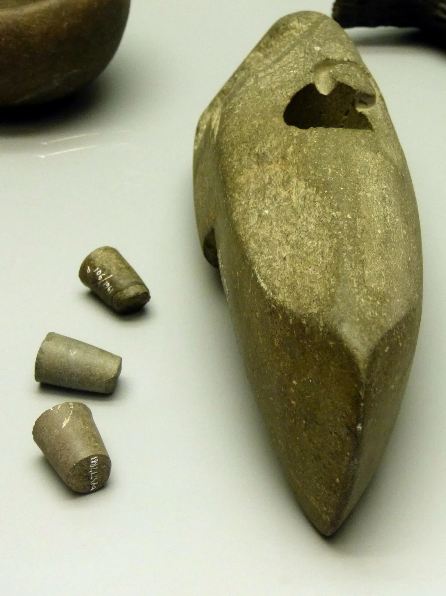 Kastenhof Landau - Das Museum für Steinzeit und Gegenwart