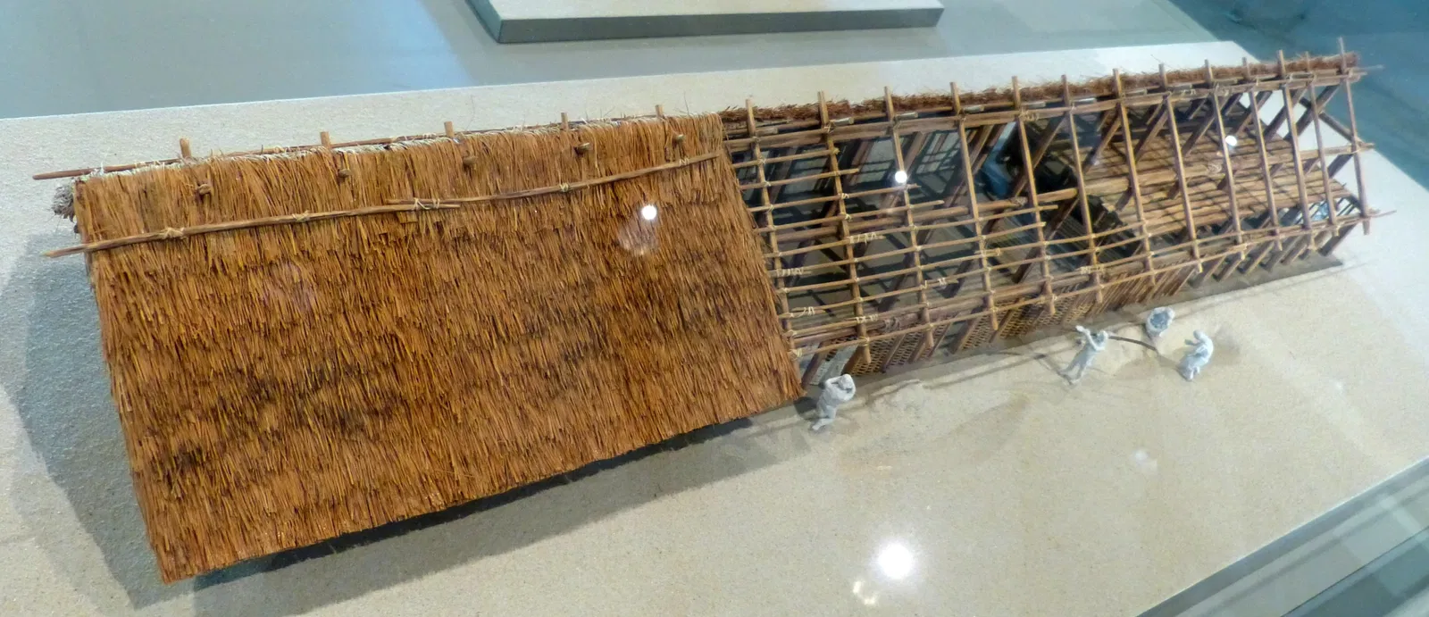 Kastenhof Landau - Das Museum für Steinzeit und Gegenwart