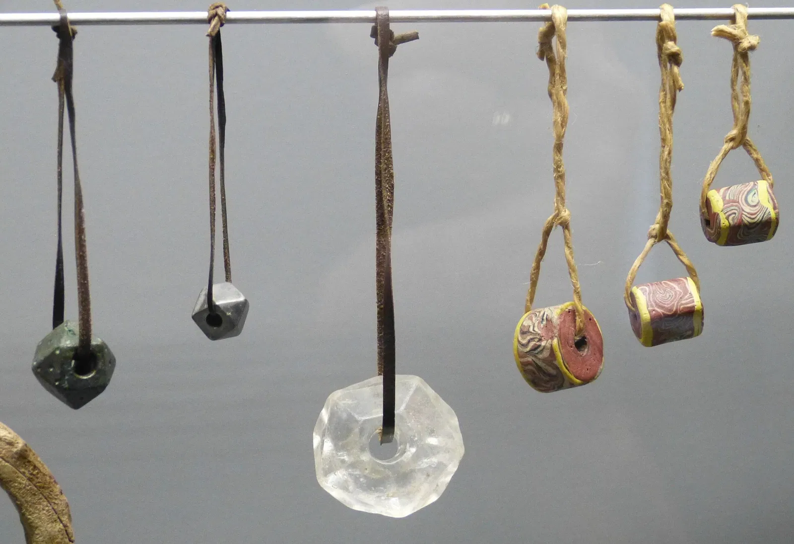 Kastenhof Landau - Das Museum für Steinzeit und Gegenwart