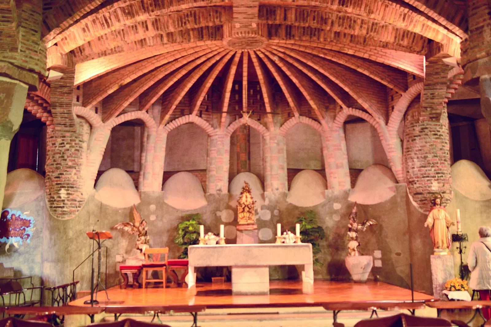 Cripta de la Colònia Güell