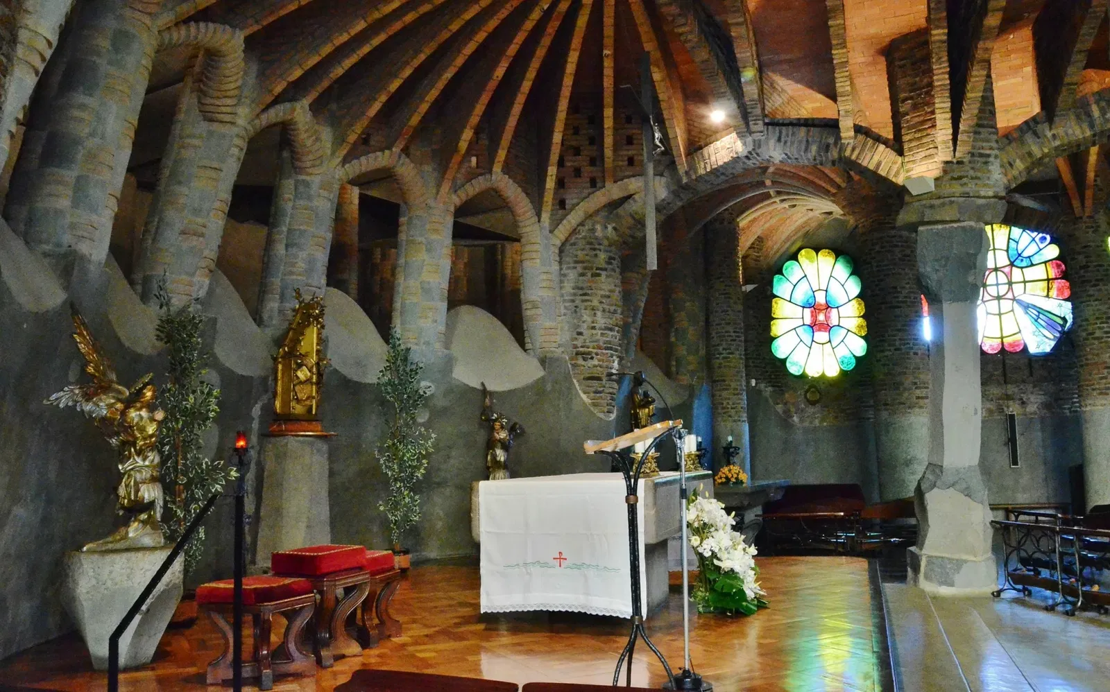 Church of Colònia Güell
