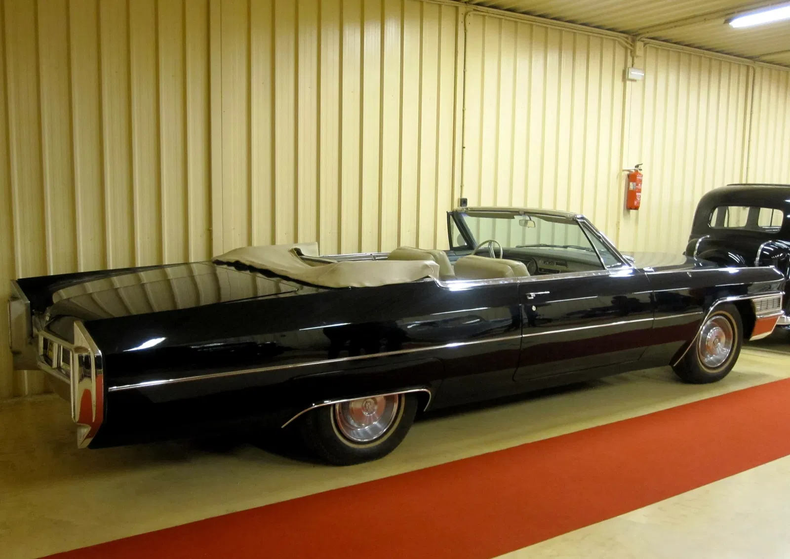 Ancient and Classic Cars Museum