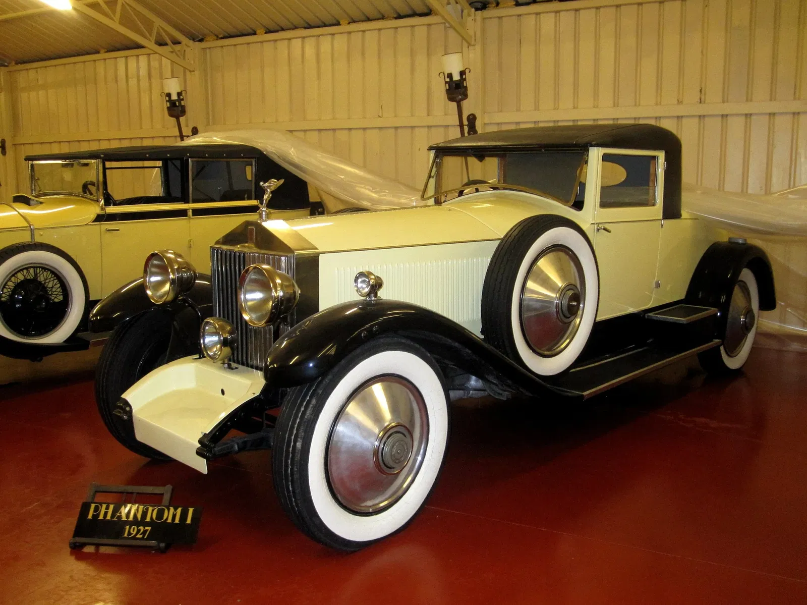 Museo de Coches Antiguos