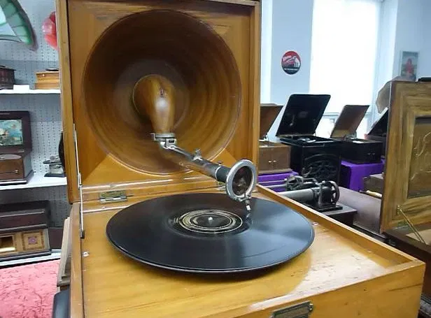 Phonomuseum Alte Schule