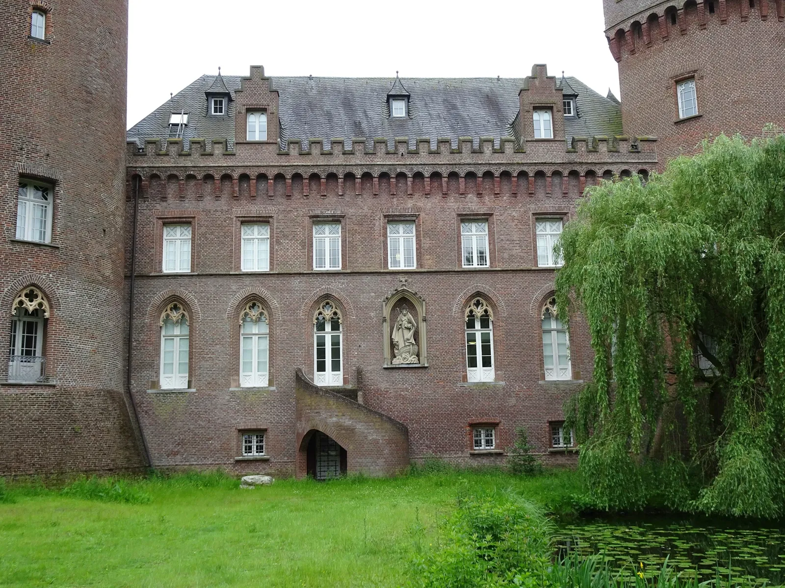 Moyland Castle