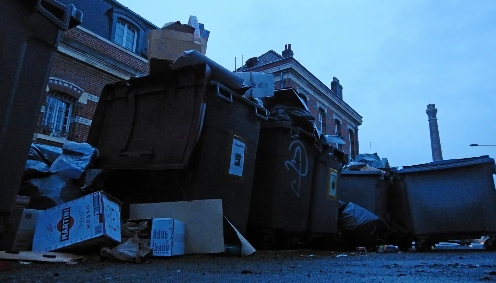 Lille-Saint-Sauveur Station