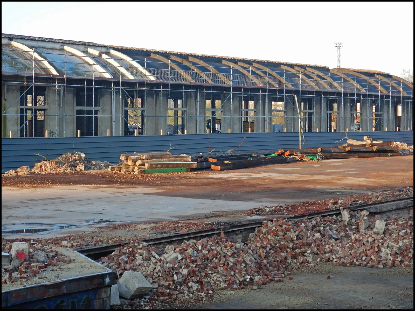 Lille-Saint-Sauveur Station