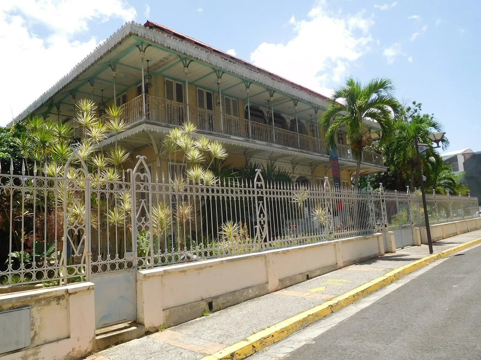 Fondation Saint-John Perse