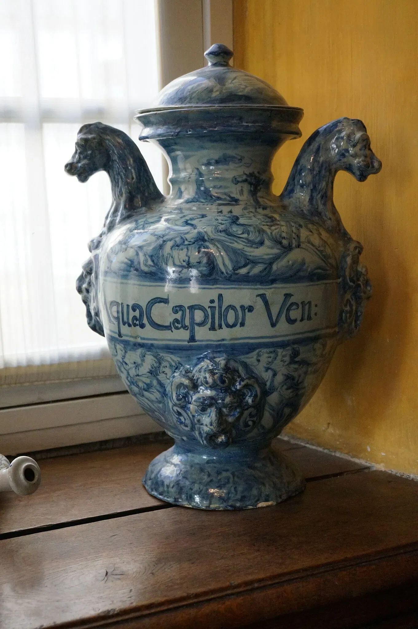 Hôtel-Dieu-le-Comte