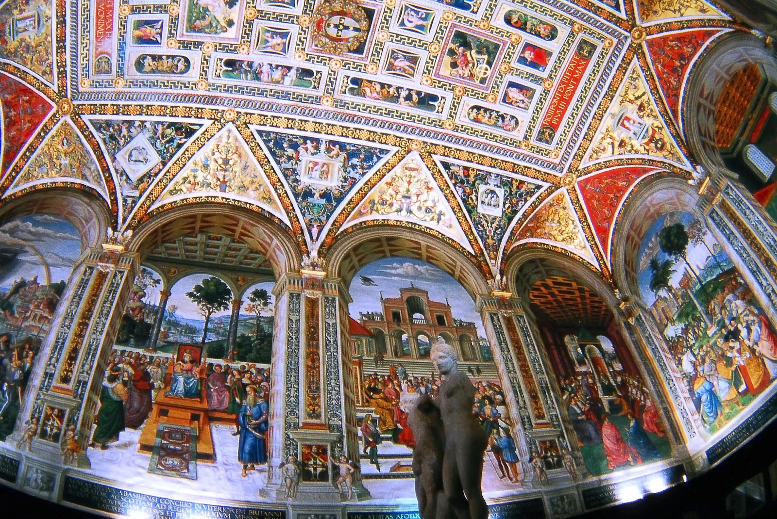 Piccolomini-Bibliothek