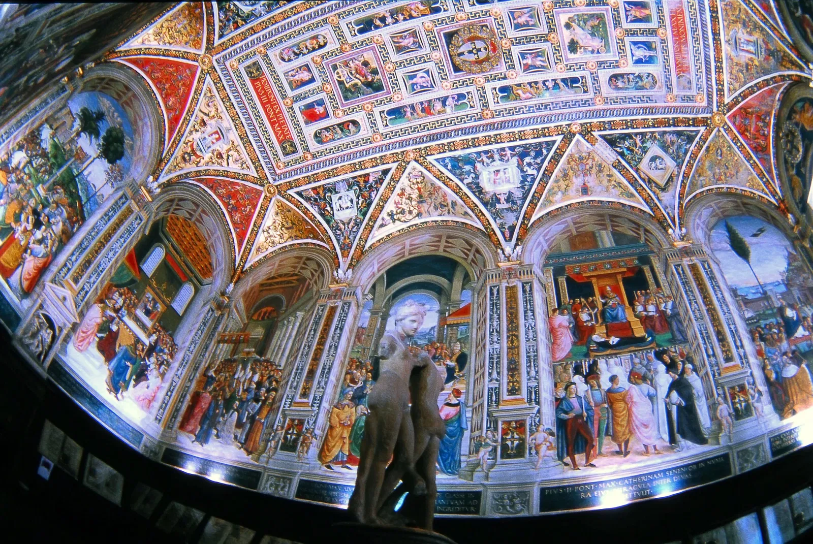 Biblioteca Piccolomini