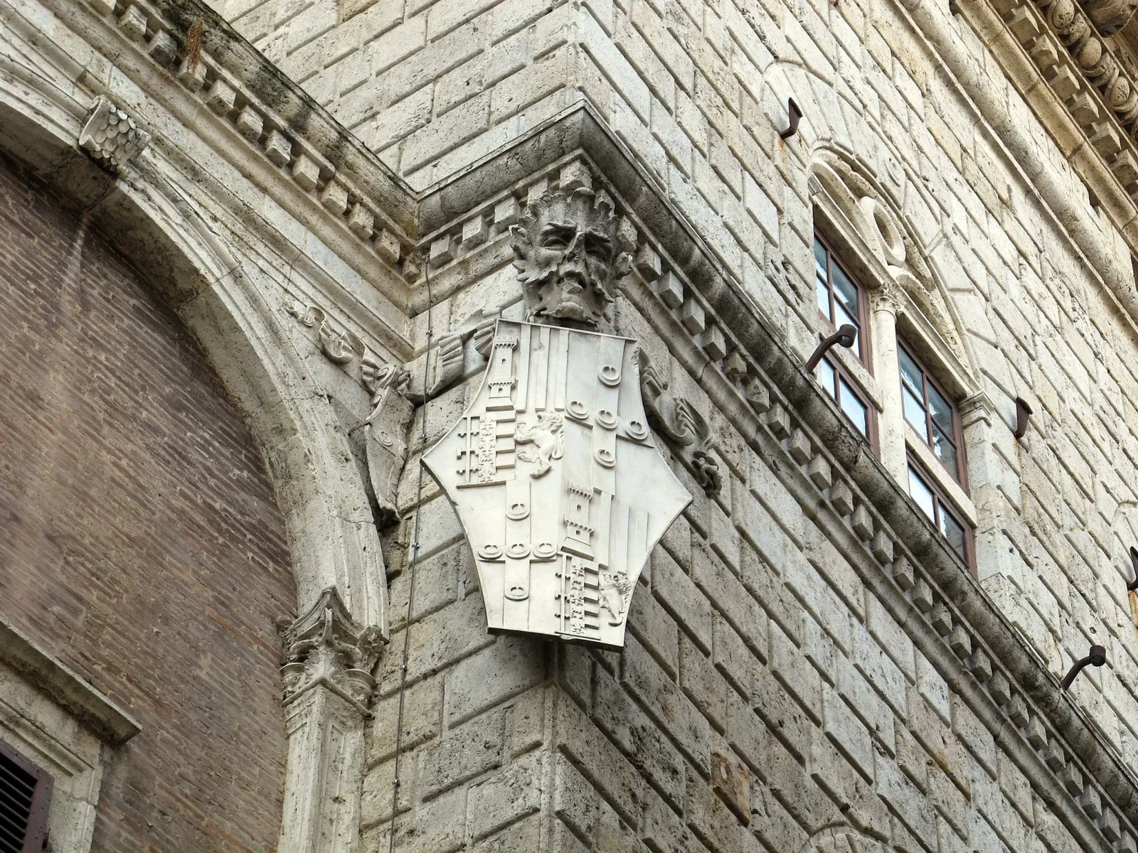 Palacio Piccolomini (Siena)