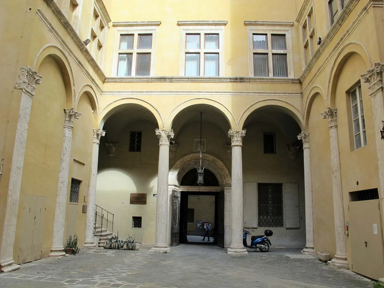Piccolomini Palace