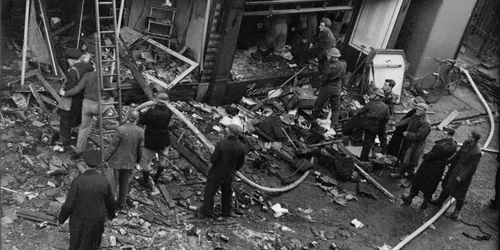 Kingsbridge 1939 - 1945: the Image and the Place