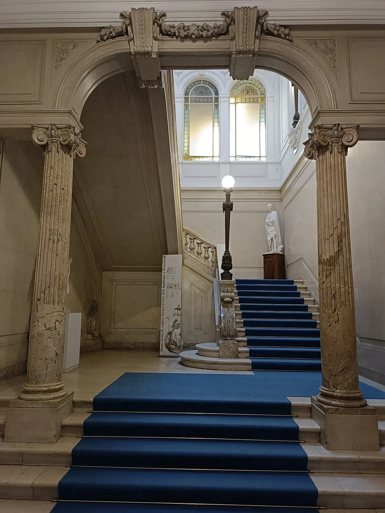 Museo di arti applicate e decorative