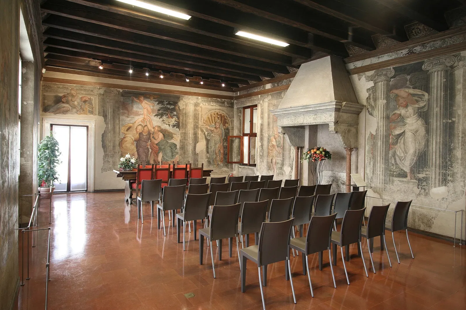 Museo degli Affreschi 'G.B. Cavalcaselle' alla tomba di Giulietta