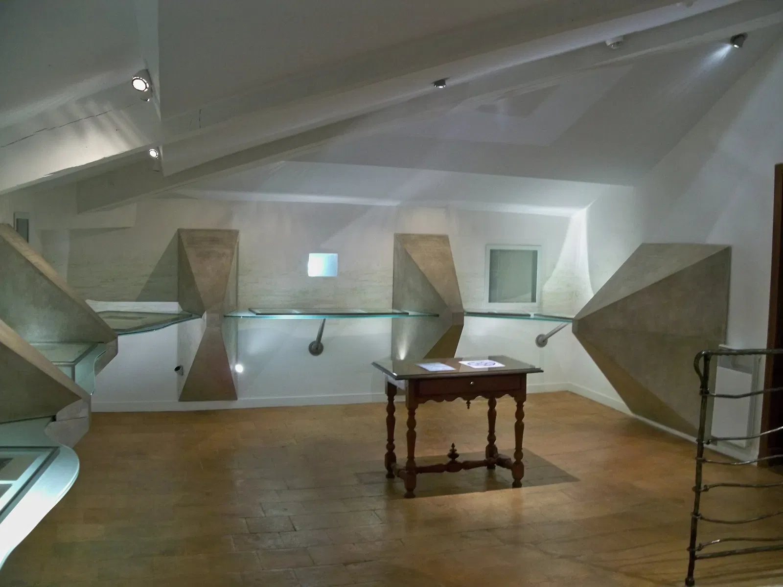 Musée-Bibliothèque François Pétrarque