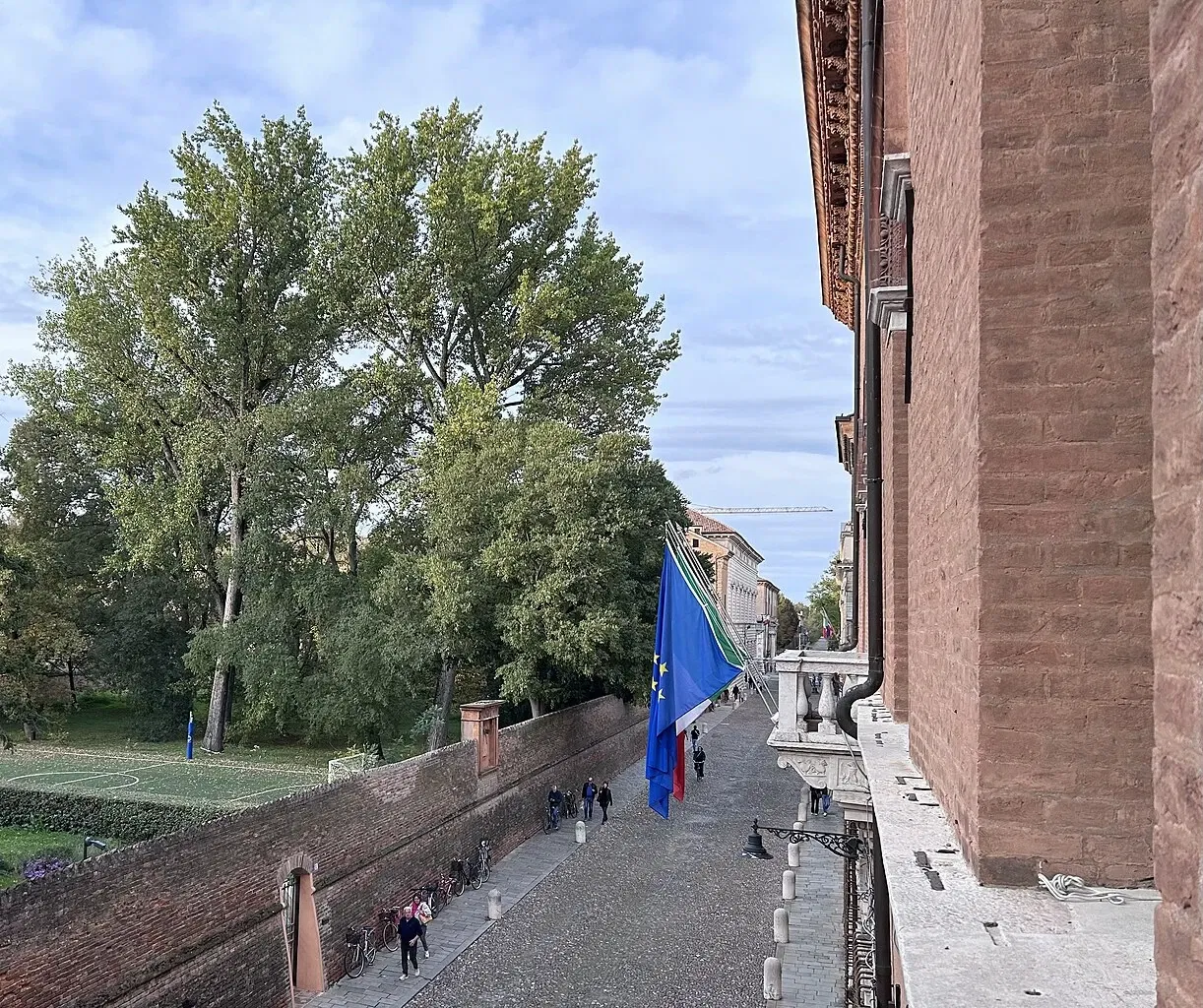 Palazzo dei Diamanti