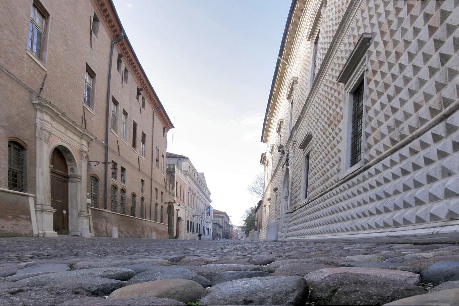 Palazzo dei Diamanti