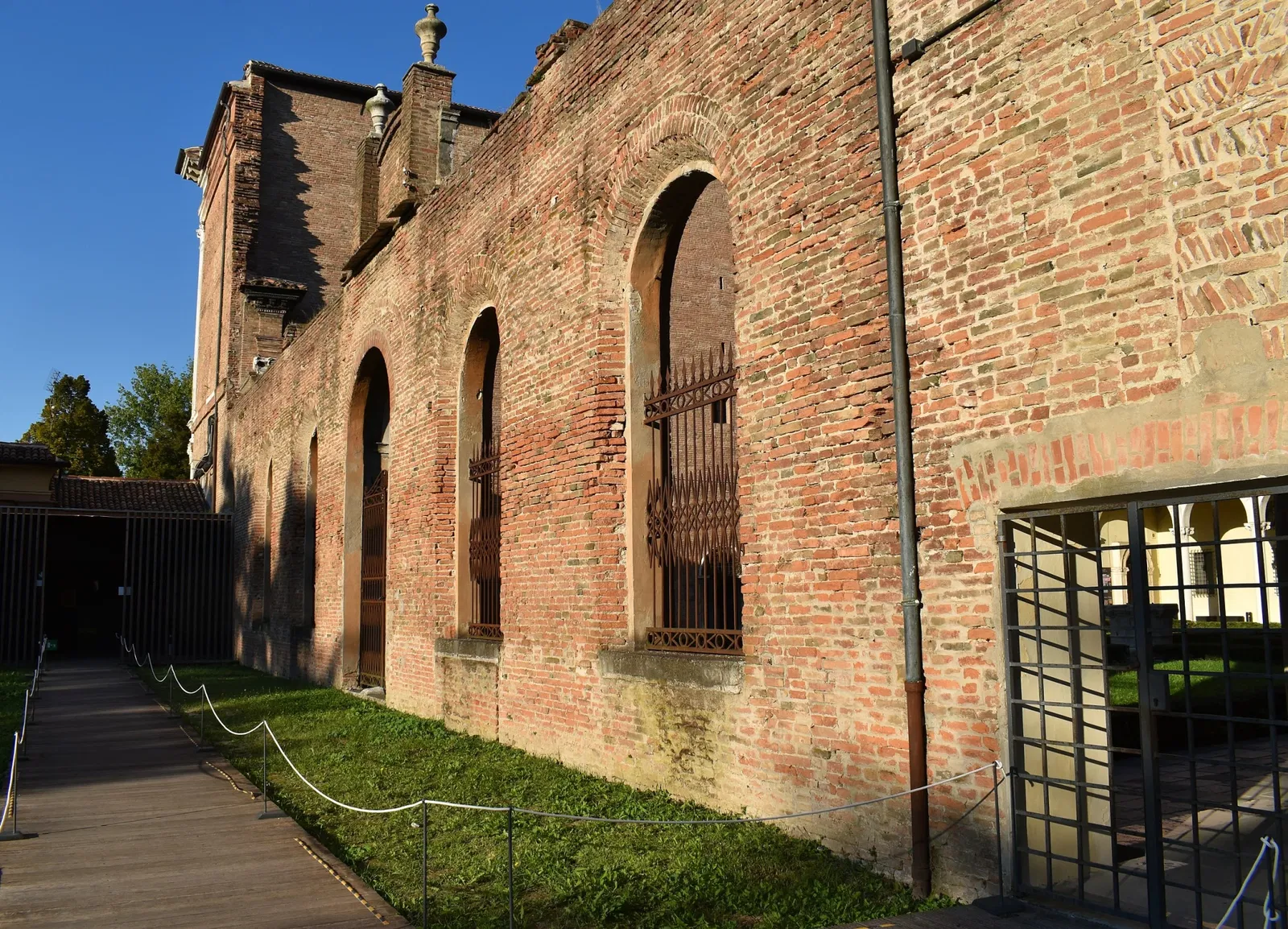 Palazzo dei Diamanti