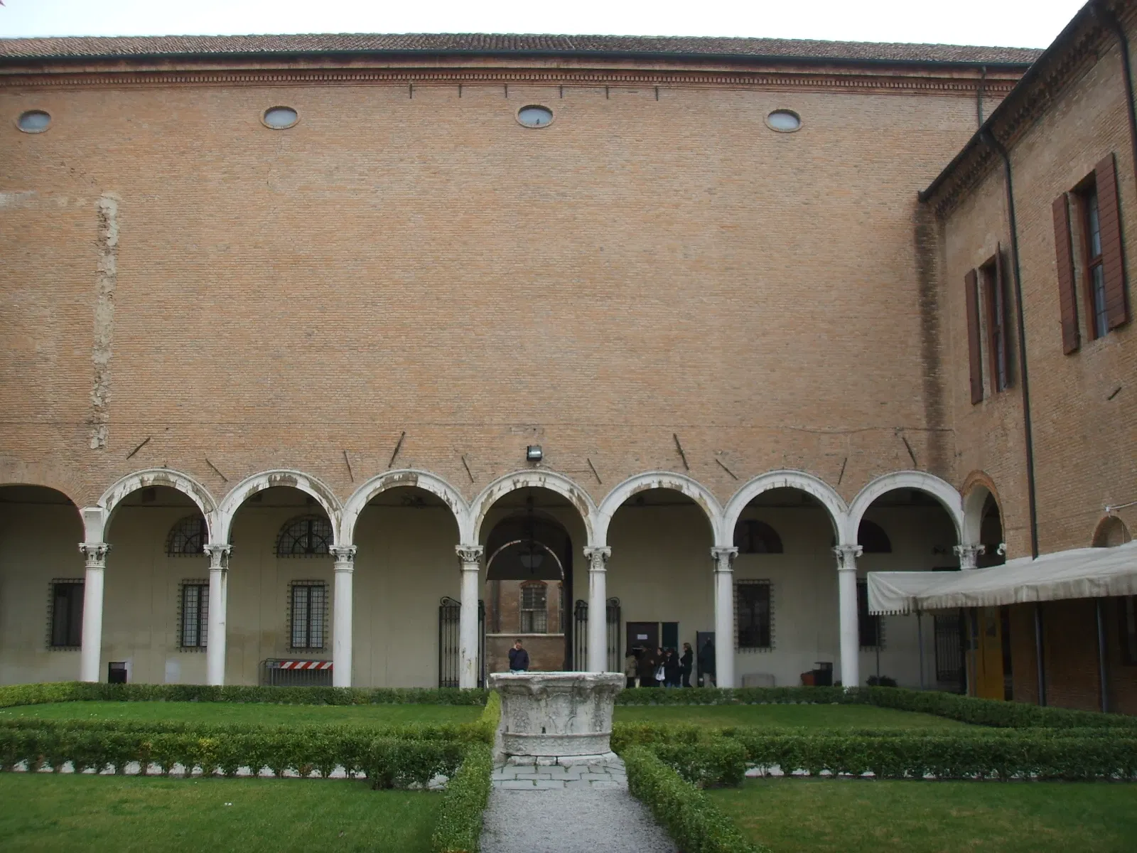 Palazzo dei Diamanti