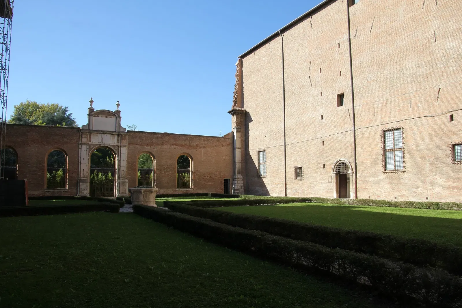 Palazzo dei Diamanti