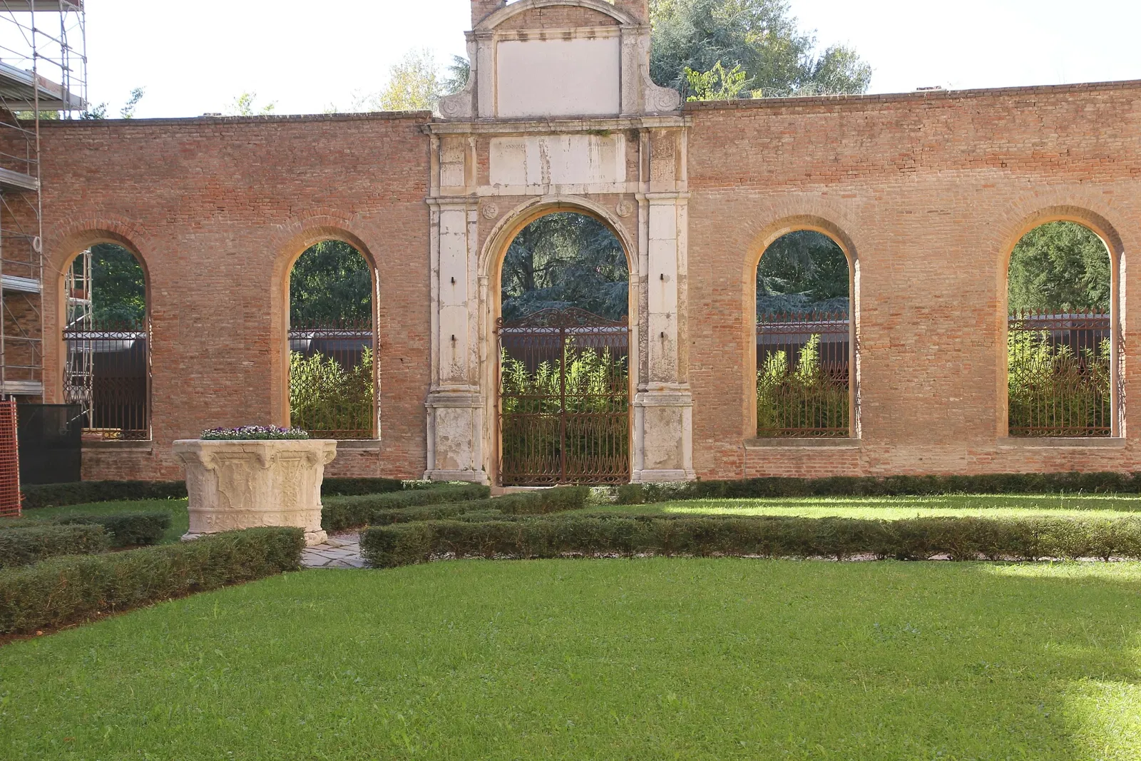 Palazzo dei Diamanti