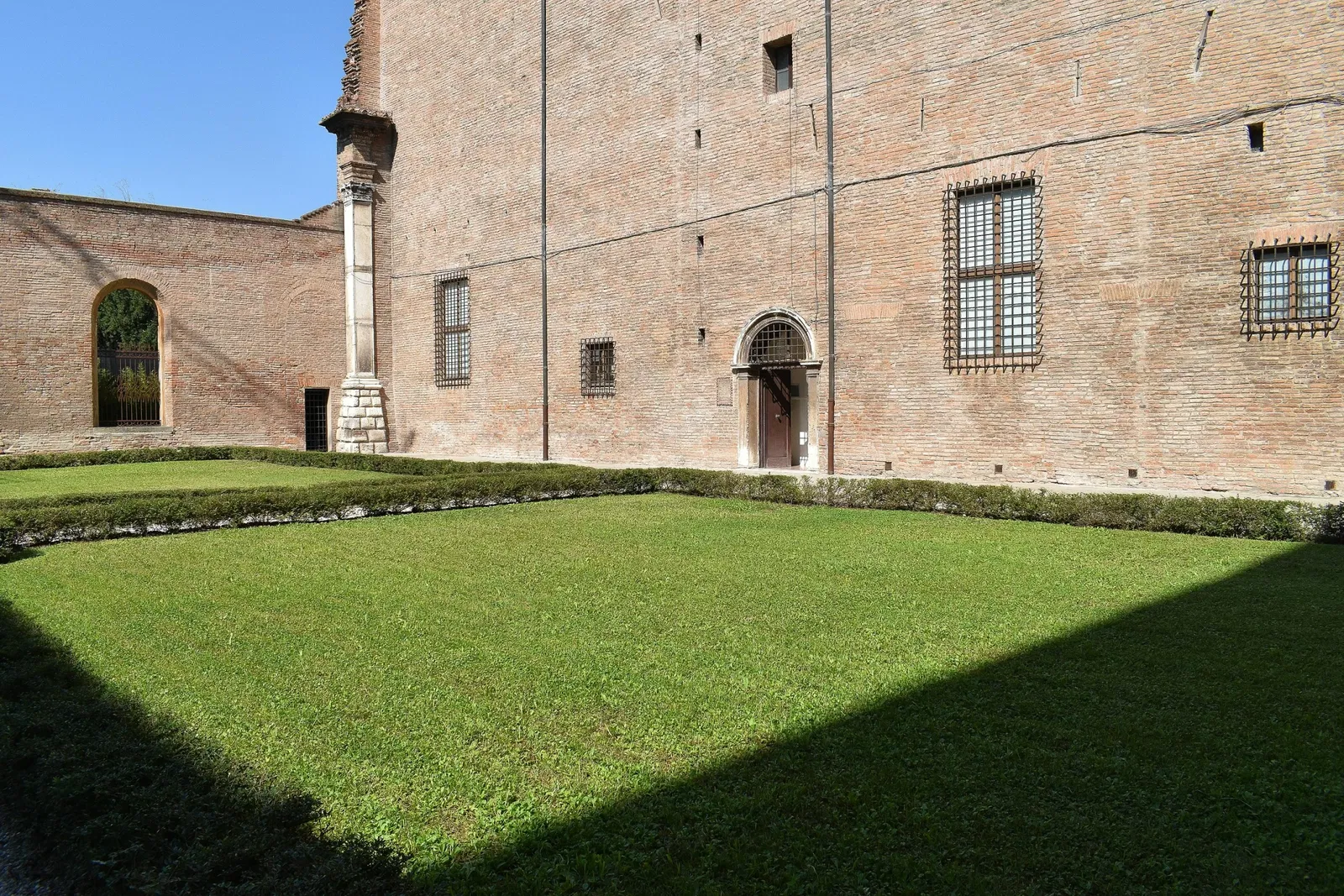 Palazzo dei Diamanti
