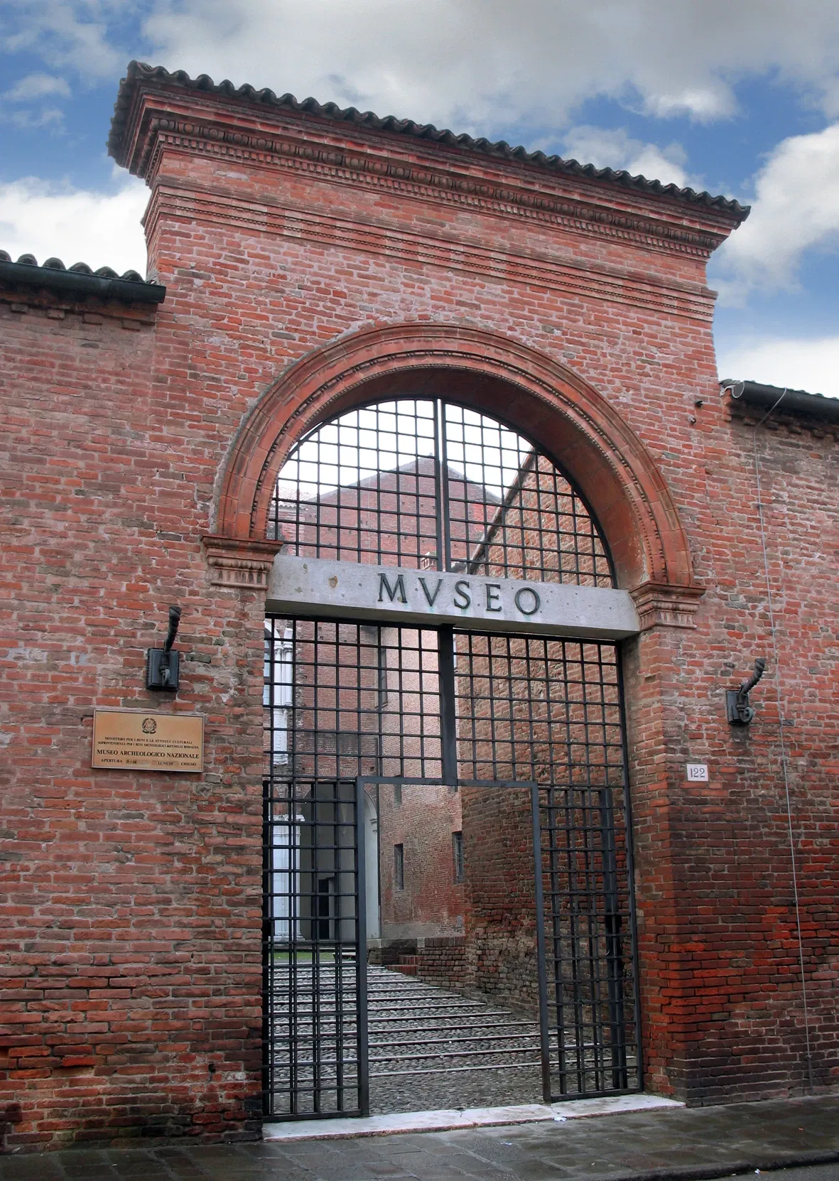 Palazzo Costabili detto "di Ludovico il Moro"