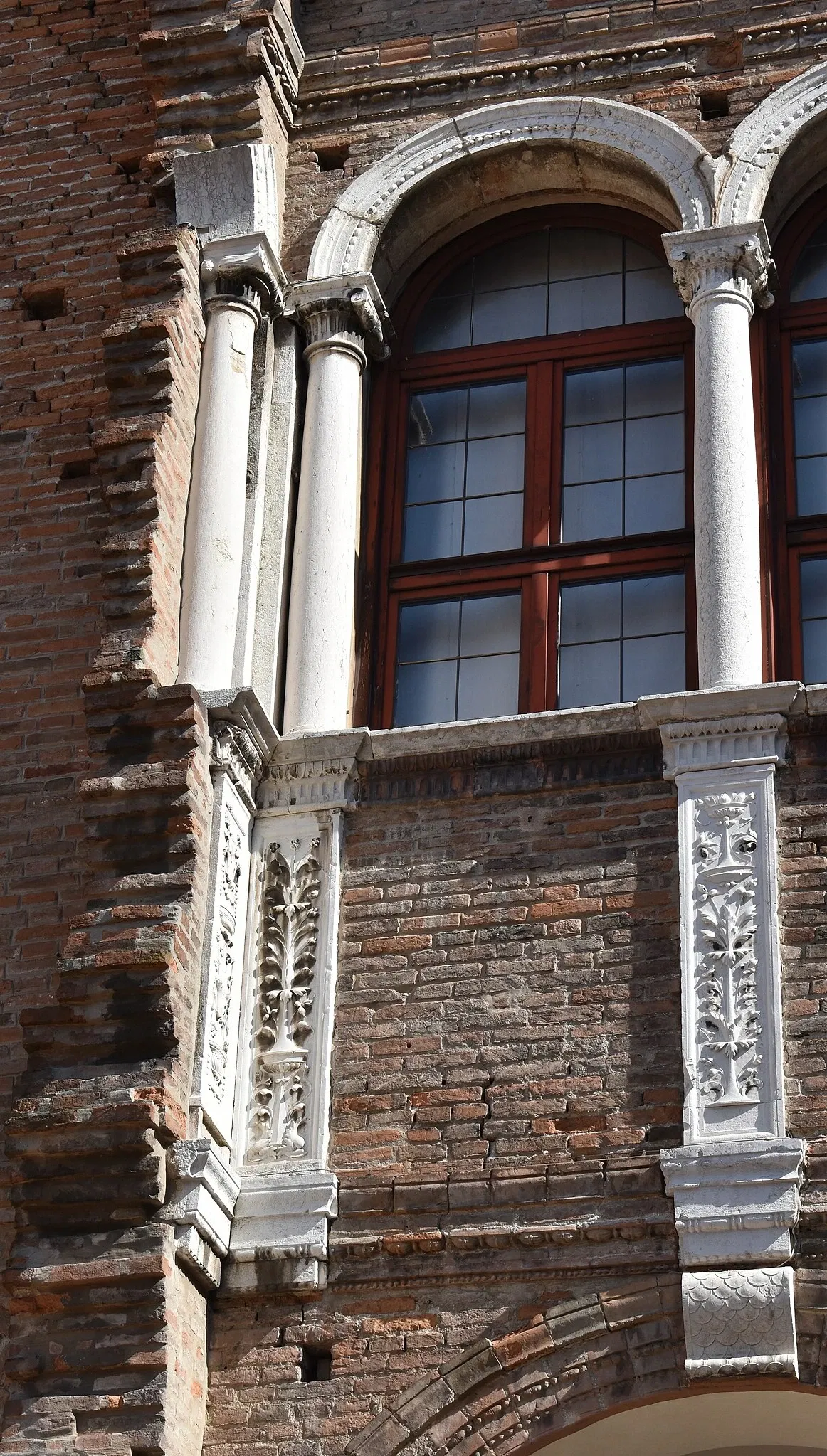 Palazzo Costabili detto "di Ludovico il Moro"