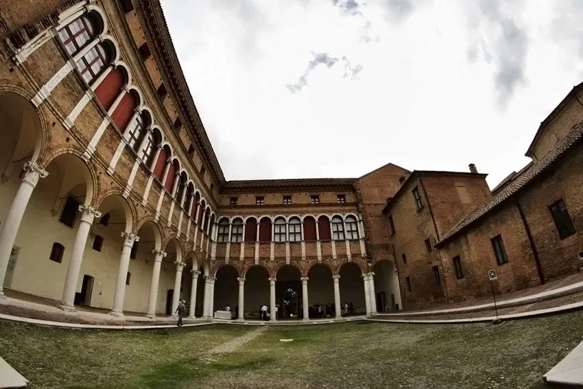 Palazzo Costabili detto "di Ludovico il Moro"