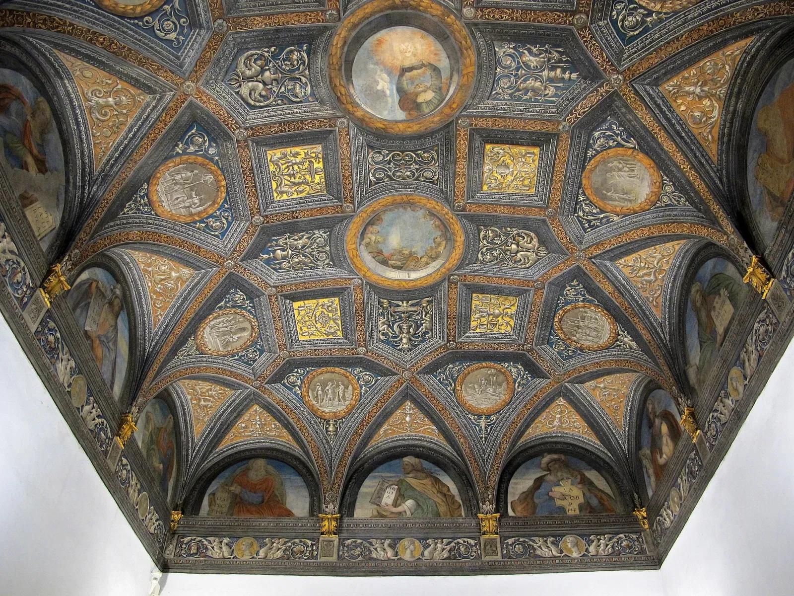 Palazzo Costabili detto "di Ludovico il Moro"