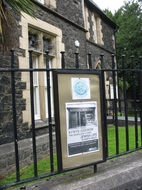 Storiel -Gwynedd Museum and Art Gallery