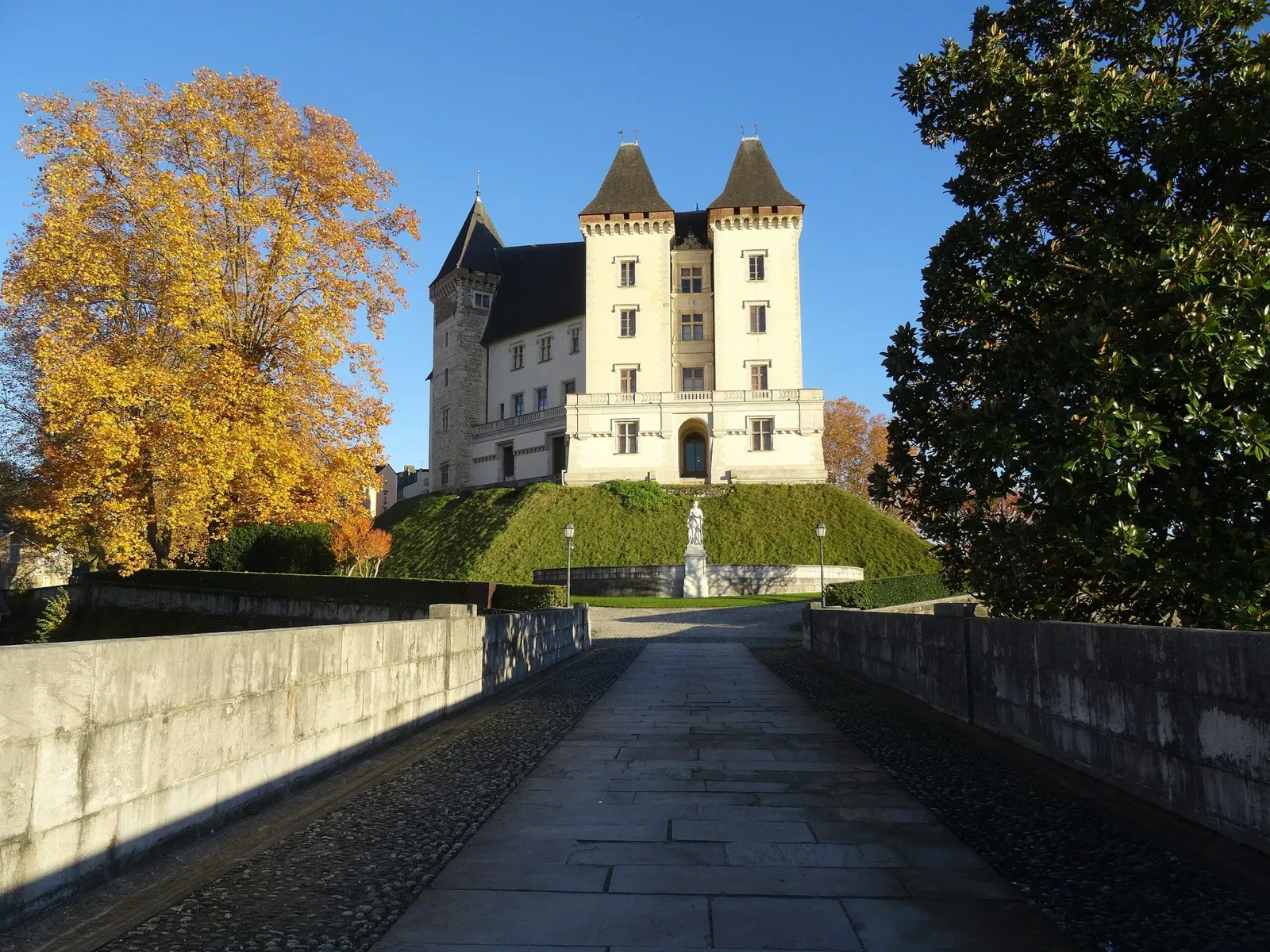 Schloss Pau