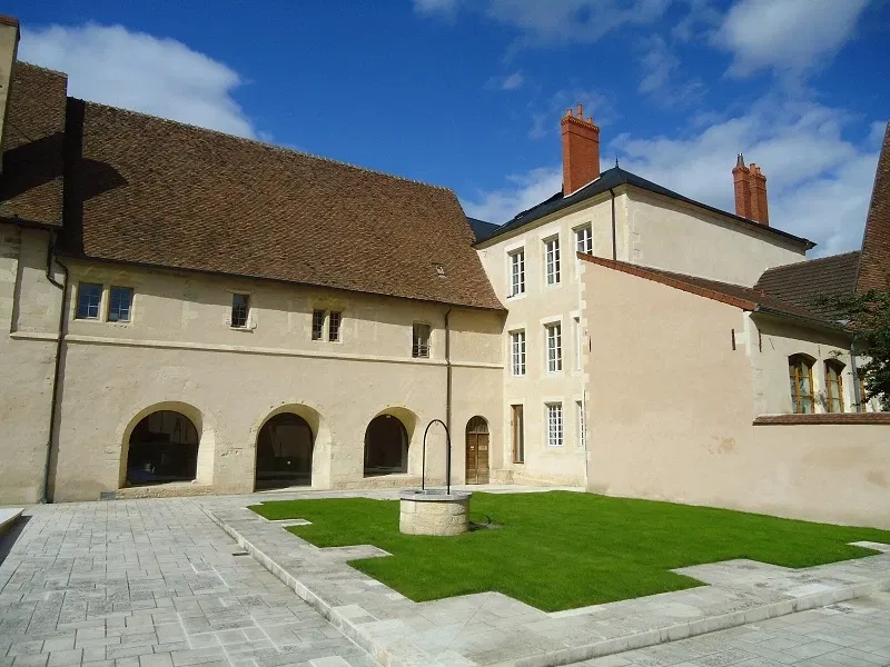 Musée de la Faïence et des Beaux-Arts