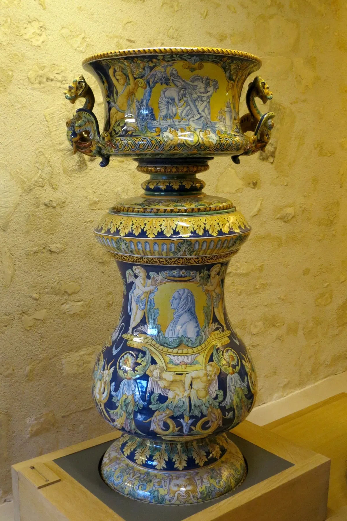 Musée de la Faïence et des Beaux-Arts