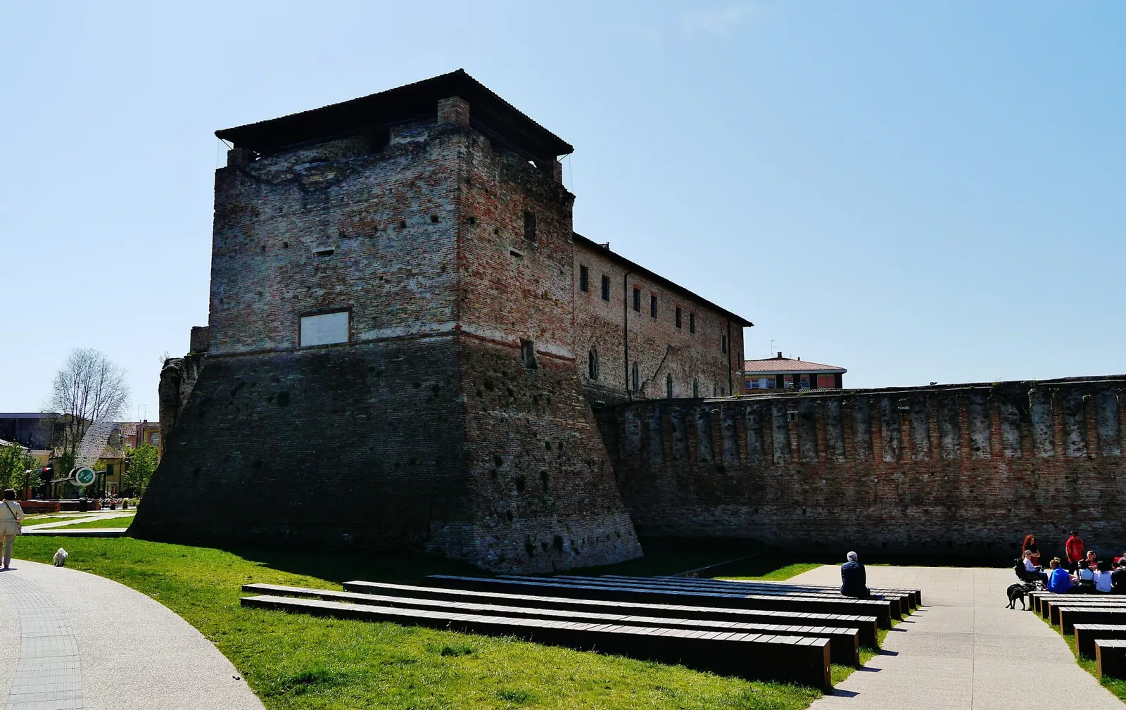 Castel Sismondo