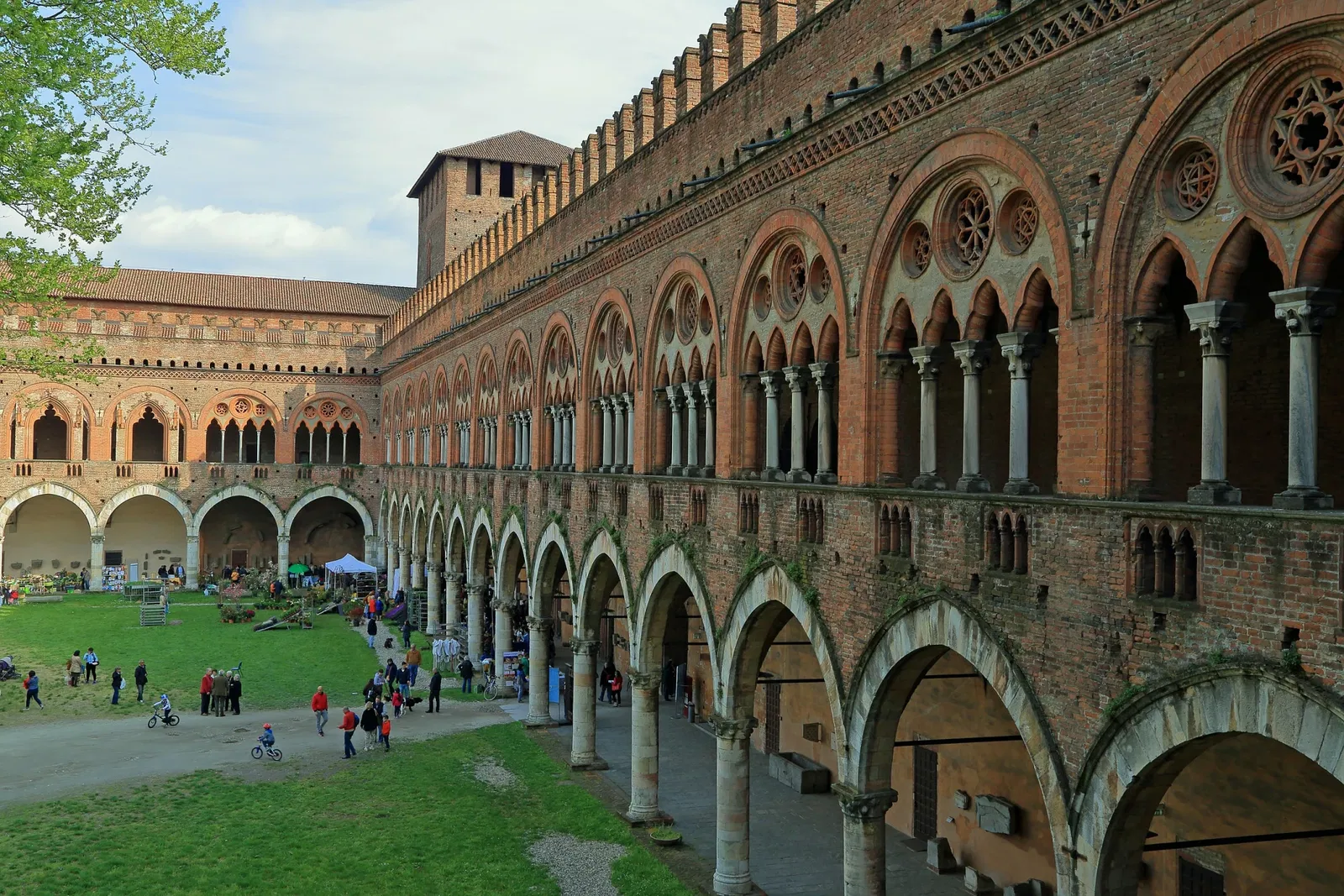 Castello Visconteo (Pavia)