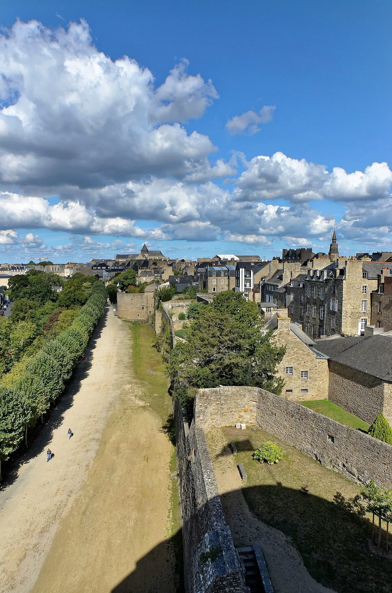 Dinan Castle